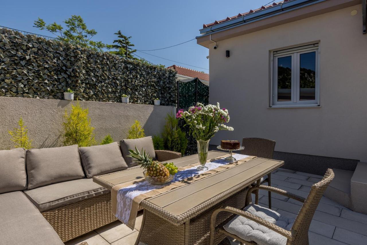 Villa Katess With Heated Pool Split Luaran gambar